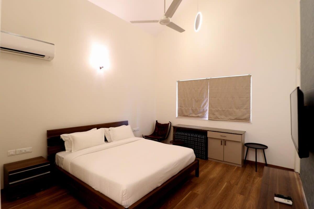Welcome to Serenity-Luxury Villa at Prestige Augusta Golf Village Bangalore Esterno foto